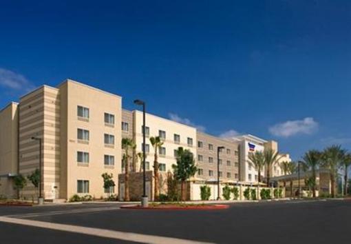 фото отеля Fairfield Inn & Suites Santa Ana Tustin Orange County