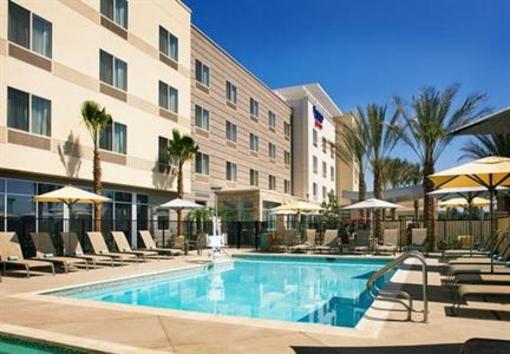 фото отеля Fairfield Inn & Suites Santa Ana Tustin Orange County