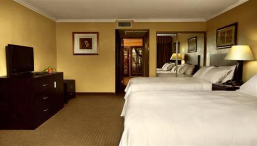 фото отеля Radisson Suites Hotel Buena Park
