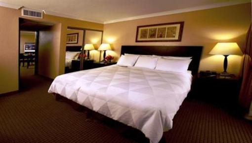 фото отеля Radisson Suites Hotel Buena Park