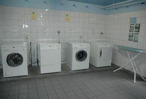 фото отеля Youth Hostel Geneva