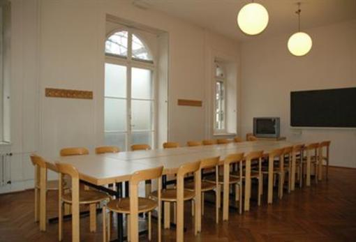 фото отеля Youth Hostel Geneva
