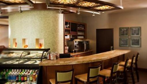 фото отеля Hyatt Place San Jose Pinares
