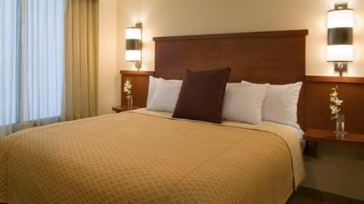 фото отеля Hyatt Place San Jose Pinares