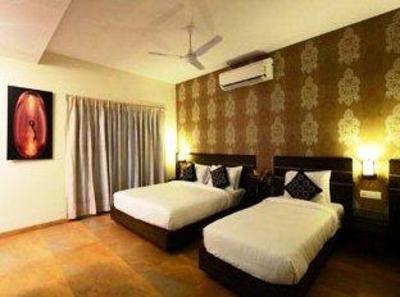 фото отеля MATRIX INN SHIRDI