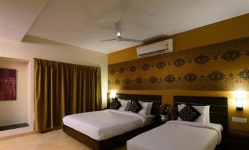 фото отеля MATRIX INN SHIRDI