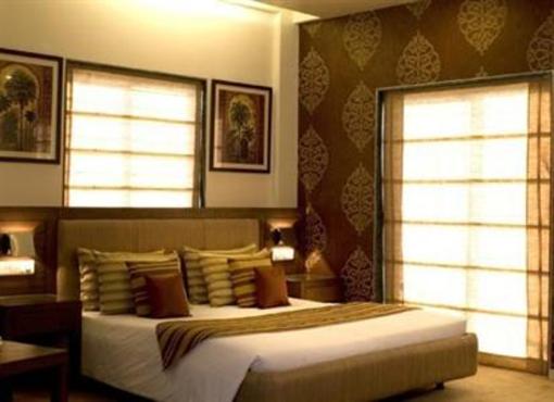 фото отеля MATRIX INN SHIRDI