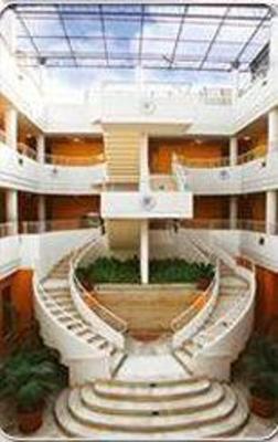 фото отеля Caesar's Hotel