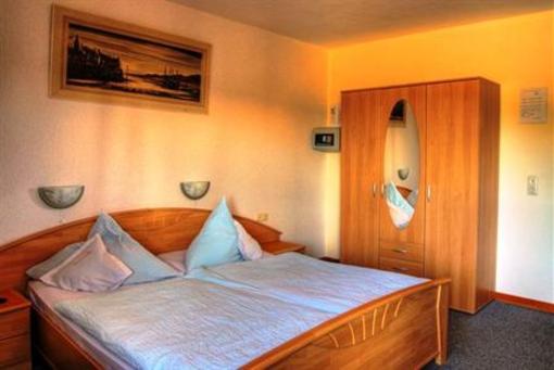 фото отеля Hotel Haus Sonnenschein