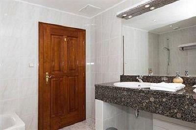 фото отеля Parkhotel Tosch