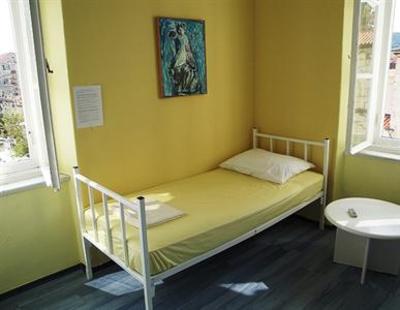 фото отеля Silvergate Hostel