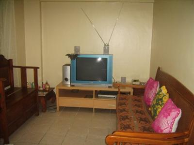 фото отеля East Ortigas Mansions condo unit