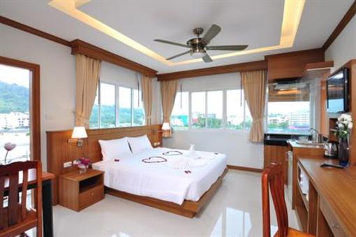 фото отеля Green Harbor Service Apartment Phuket