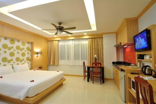 фото отеля Green Harbor Service Apartment Phuket