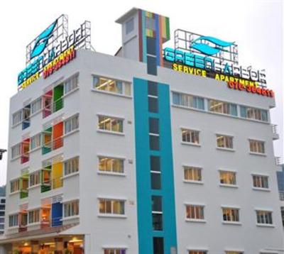 фото отеля Green Harbor Service Apartment Phuket