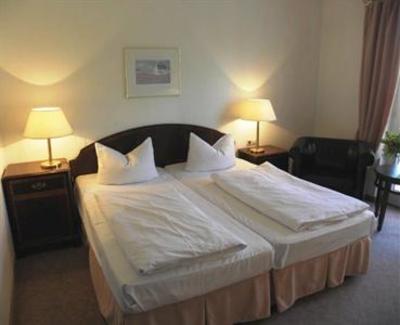фото отеля Pension Jasmund Lietzow