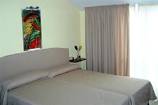 фото отеля Hostal Jai Alai Leitza