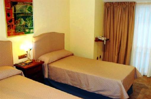 фото отеля Hostal Jai Alai Leitza