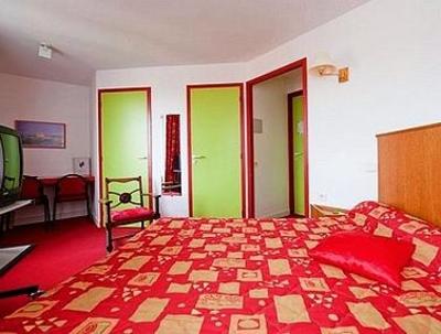фото отеля Le Bourbon Hotel Yssingeaux