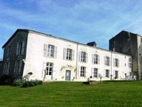 Chateau De Laleard