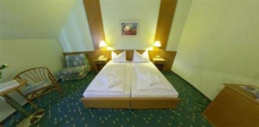 фото отеля Thermenhotel Kurz