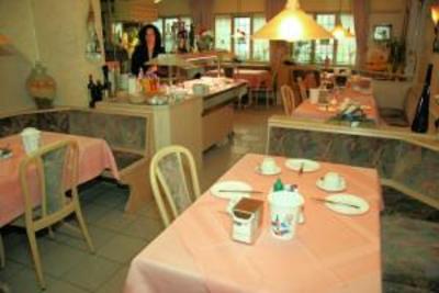 фото отеля Hotel Goldene Rose