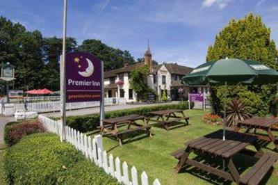 фото отеля Premier Inn Ascot