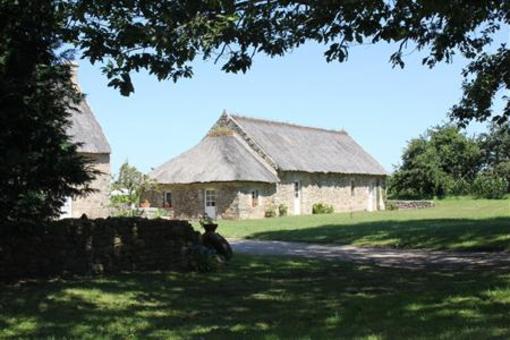 фото отеля Les Chaumieres De Kerniaven