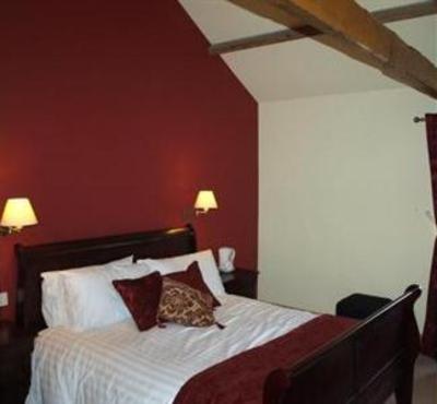 фото отеля The Village Inn Longframlington