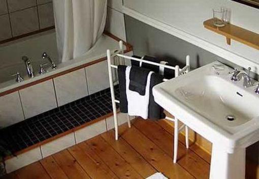 фото отеля Sail Inn B&B