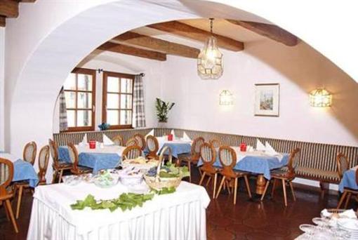 фото отеля Hotel Weisses Rossl
