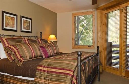 фото отеля Trails End Lodge