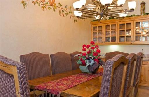 фото отеля Trails End Lodge