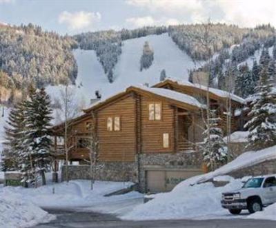 фото отеля Trails End Lodge