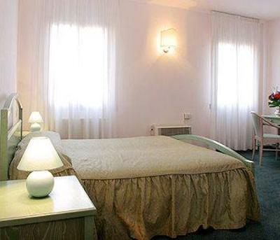 фото отеля Hotel Eden Venice