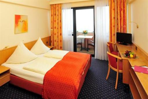 фото отеля Hotel Haus Am Weinberg Sankt Martin