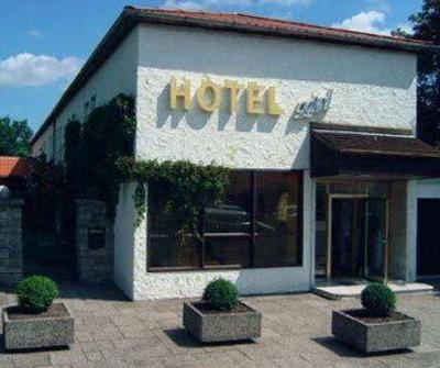 фото отеля Gräfin Von Holtzendorff Garni Hotel Gottingen