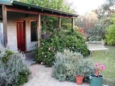 фото отеля Station House Chalets Margaret River