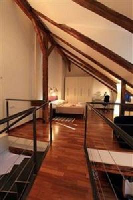фото отеля Royal Road Residence Prague