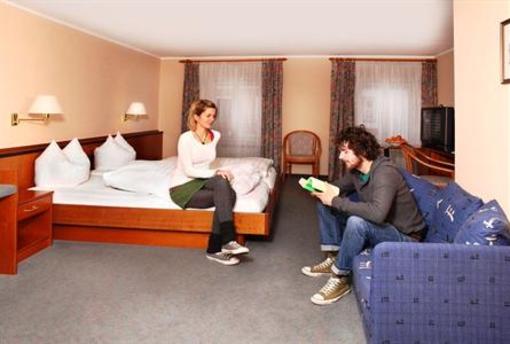 фото отеля Hotel-Gasthof Postbrau Dingolfing