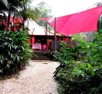 фото отеля Songbirds Rainforest Retreat