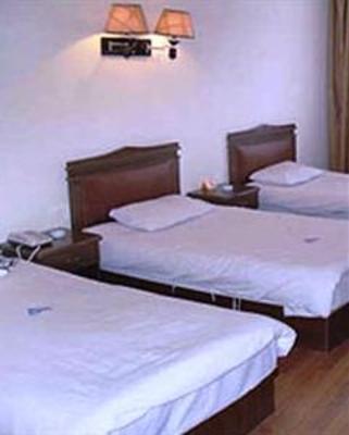 фото отеля Dongcuo Int'l Youth Hostel