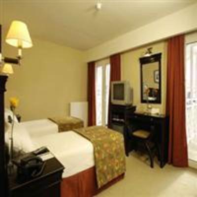 фото отеля Lennox Hotel