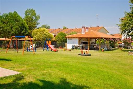 фото отеля Villa Vasiliadi Akti Salonikiou