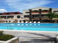 Macagang Hotel and Resort