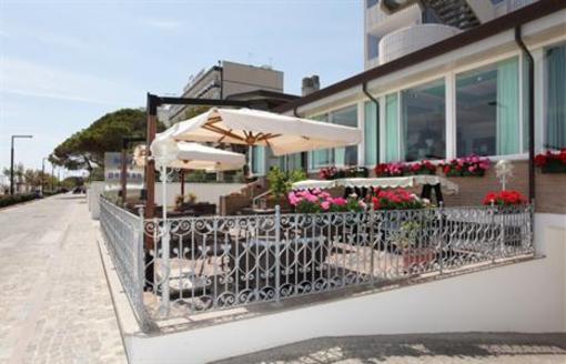 фото отеля Pelikan Lignano Sabbiadoro