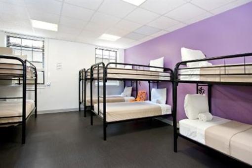 фото отеля Chicago Getaway Hostel