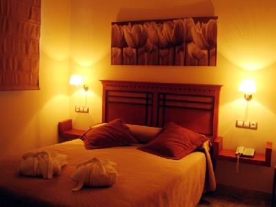фото отеля Hotel Bulevar Burguillos