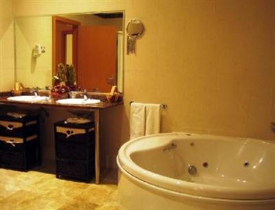 фото отеля Hotel Bulevar Burguillos