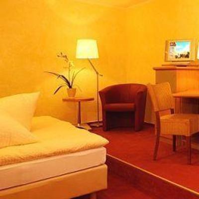 фото отеля Landidyll Hotel Insel Busum & Wiesengrund Westerdeichstrich/Busum